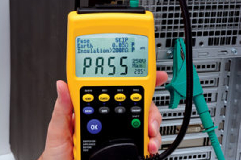 Martindale Electric’s HPAT600KIT1 PAT testing kit